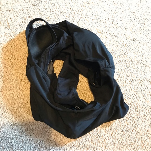 Catalina Black White One Piece Swimsuit, EUC, 8/10 - Picture 14 of 15